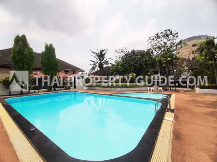 House with Shared Pool in Sukhumvit 
